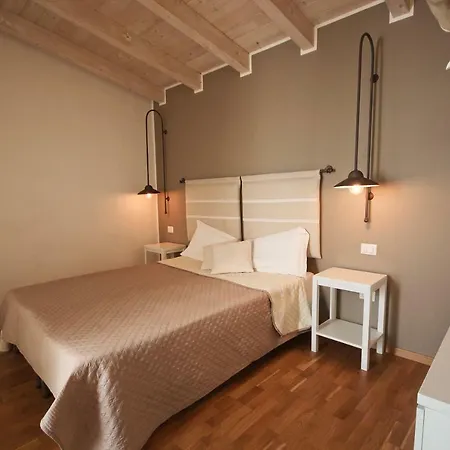 Domu Pintada קליארי