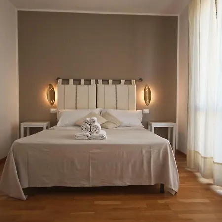 公寓 Domu Pintada 卡利亚里